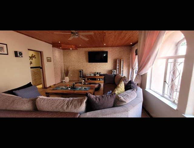 4 BEDROOM HOUSE FOR SALE IN RANDHART